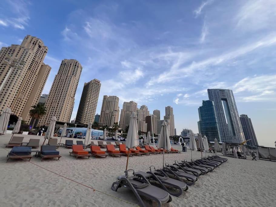 Jumeirah Beach Residents, Free Parking Дубай Екстериор снимка