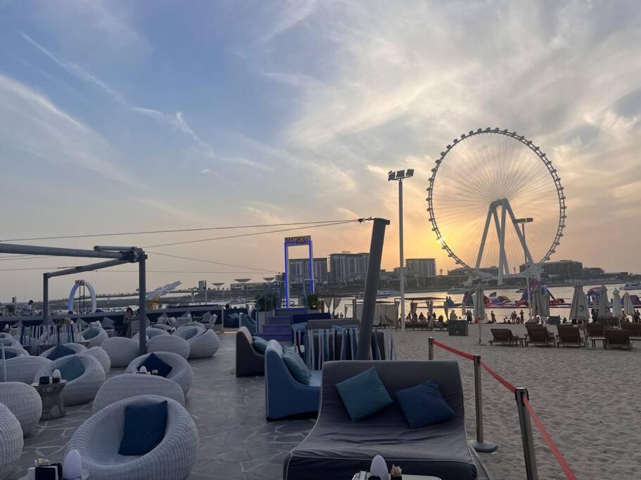 Jumeirah Beach Residents, Free Parking Дубай Екстериор снимка