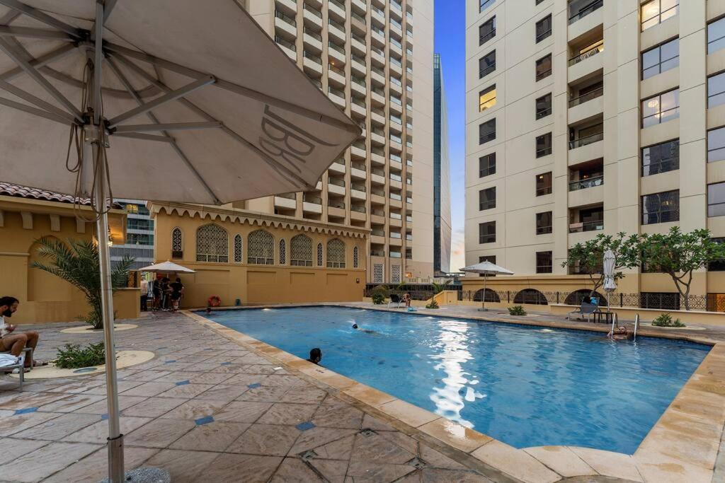 Jumeirah Beach Residents, Free Parking Дубай Екстериор снимка